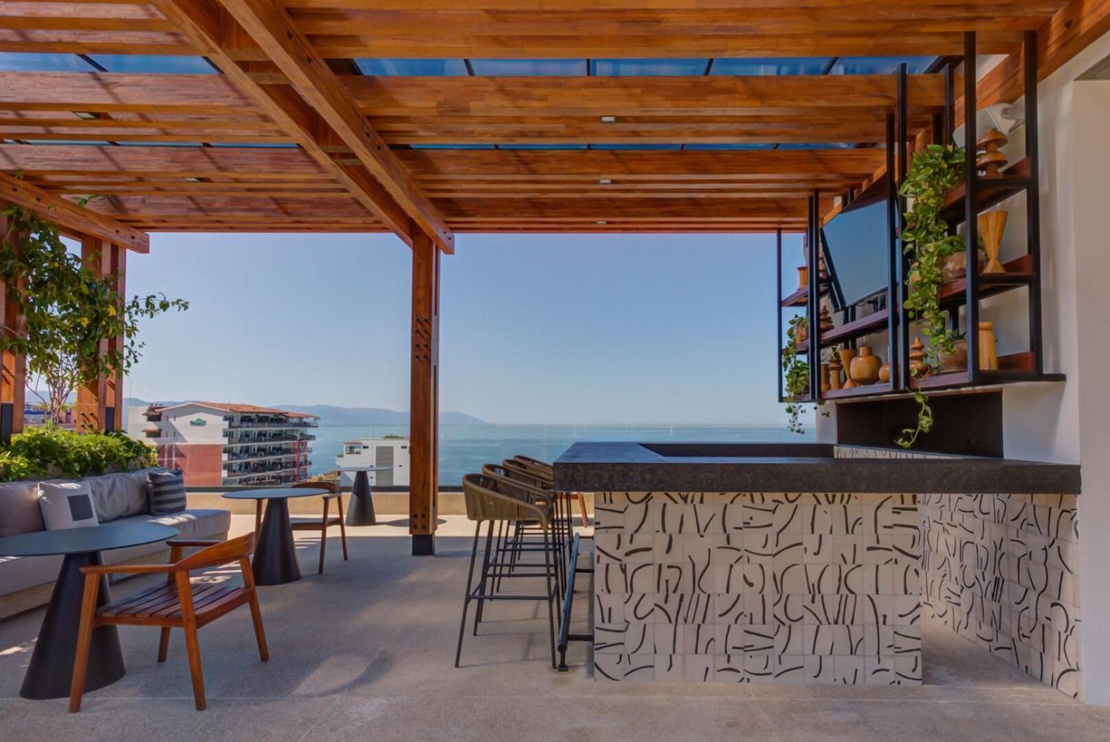 Sail View 105 Vallarta, Ocean View Пуерто Валярта Екстериор снимка